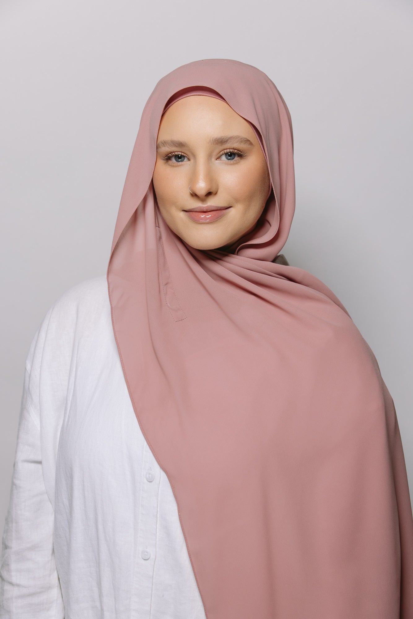 Wardah — Voile à Aimants Intégrés